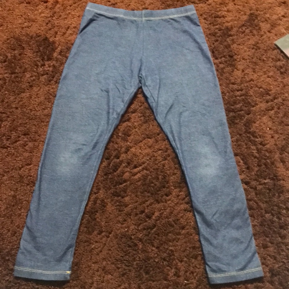 Wonder Nation’s blue leggings